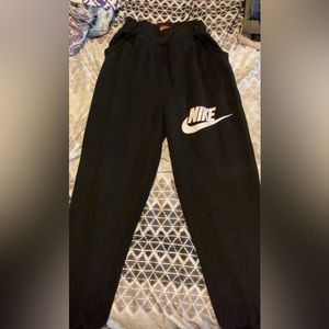 Nike joggers